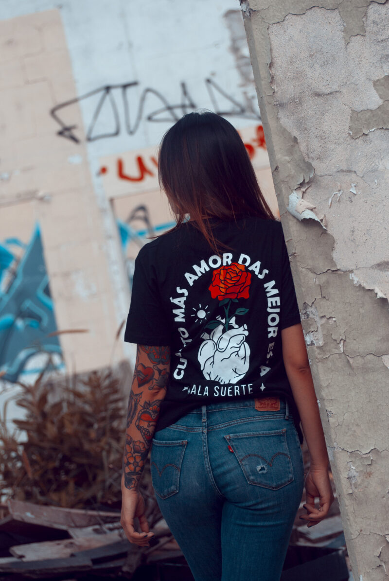 T shirt Outro - Imagen 2